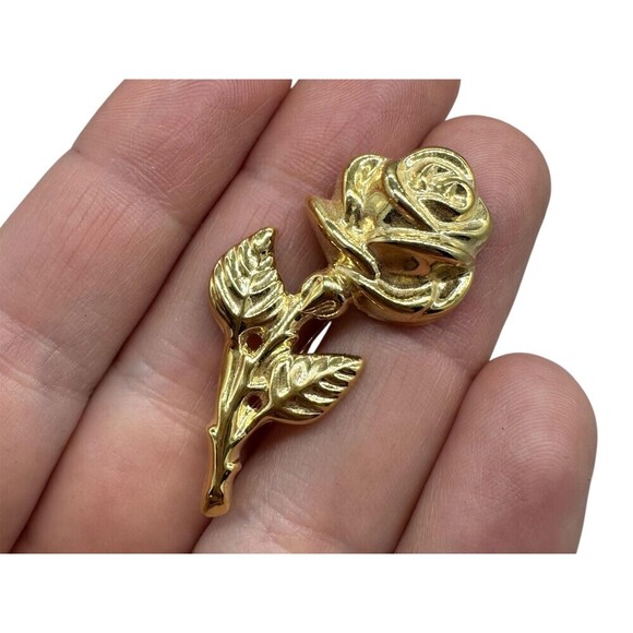Vintage Tiny Small Gold Tone Rose Brooch Pin Flower - Picture 1 of 2